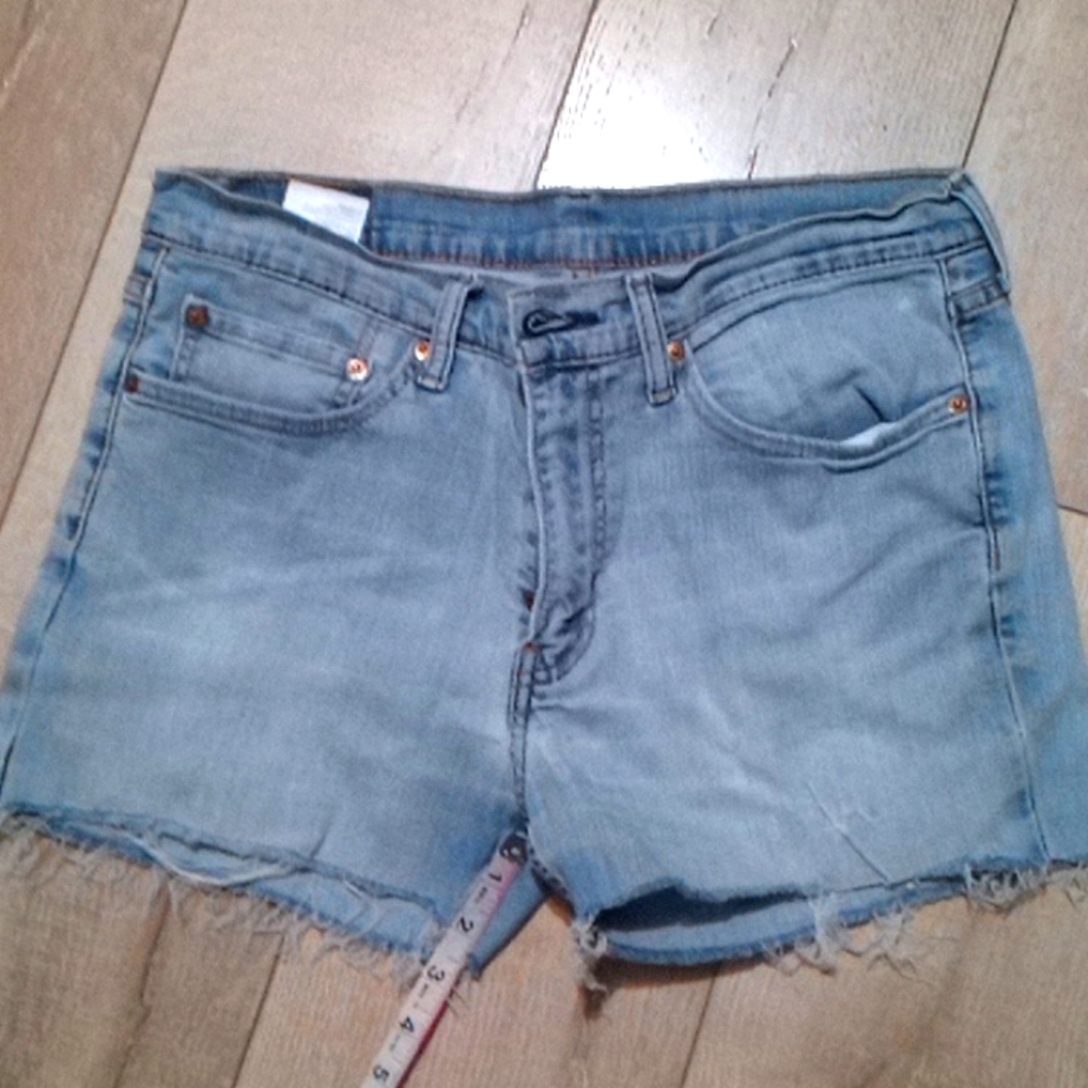 Levi's Jean Shorts - Size 34 (mens)